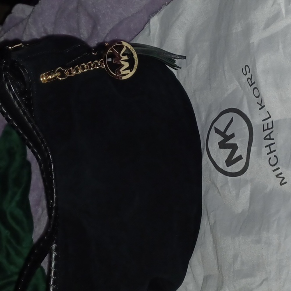 Michael Kors NWOT/EUC suede hobo bag - Picture 2 of 10
